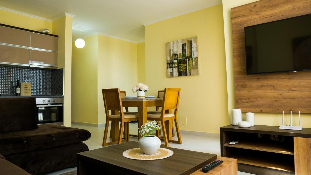 Eka Luxury Apartments Дуррес Экстерьер фото