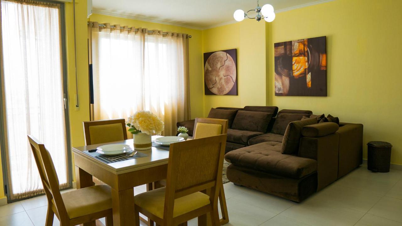 Eka Luxury Apartments Дуррес Экстерьер фото
