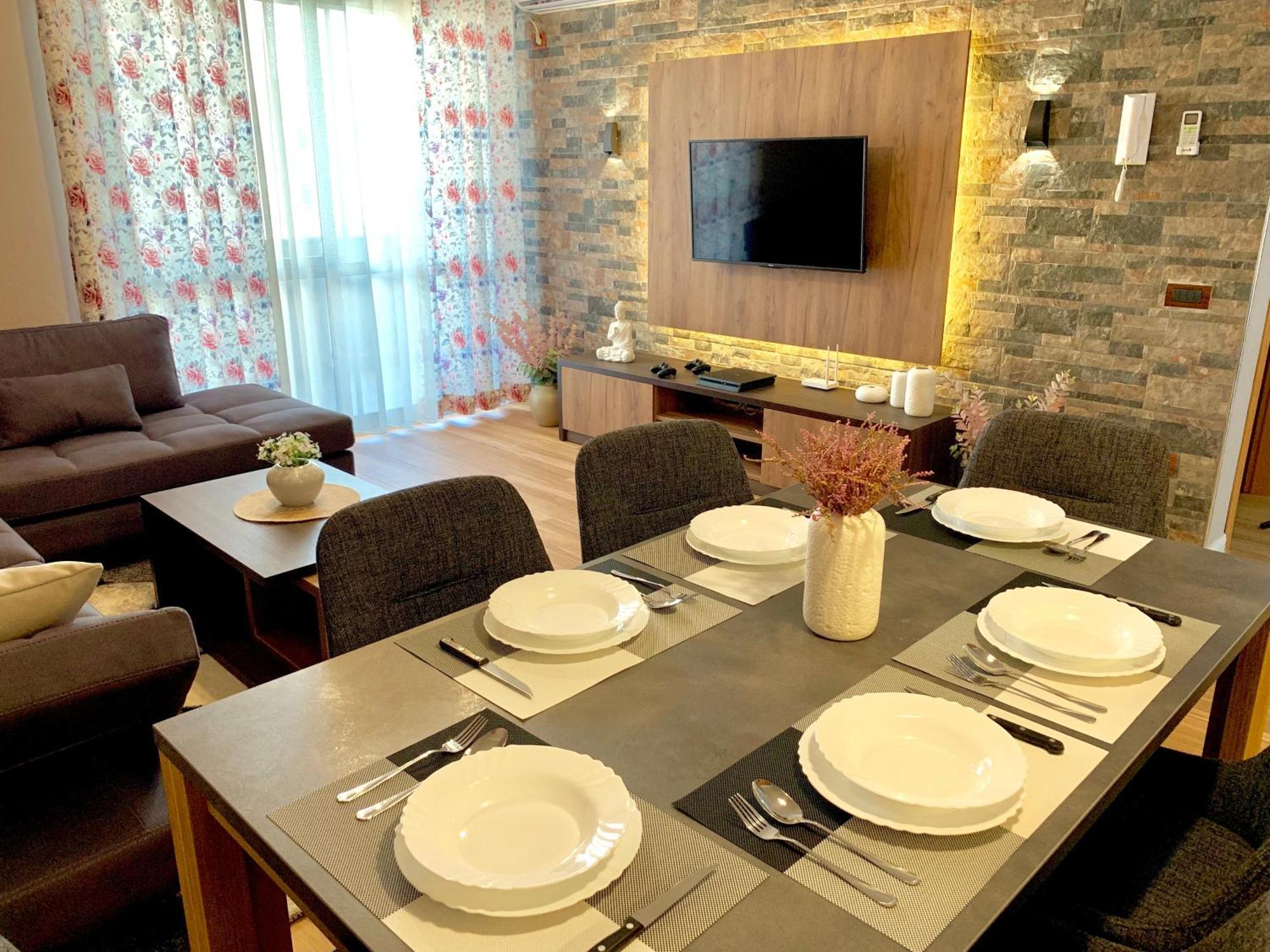 Eka Luxury Apartments Дуррес Экстерьер фото