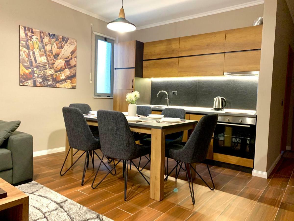 Eka Luxury Apartments Дуррес Экстерьер фото